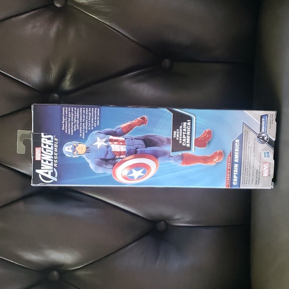 Marvel Captain America Titan Hero Series - Picture 5 of 13